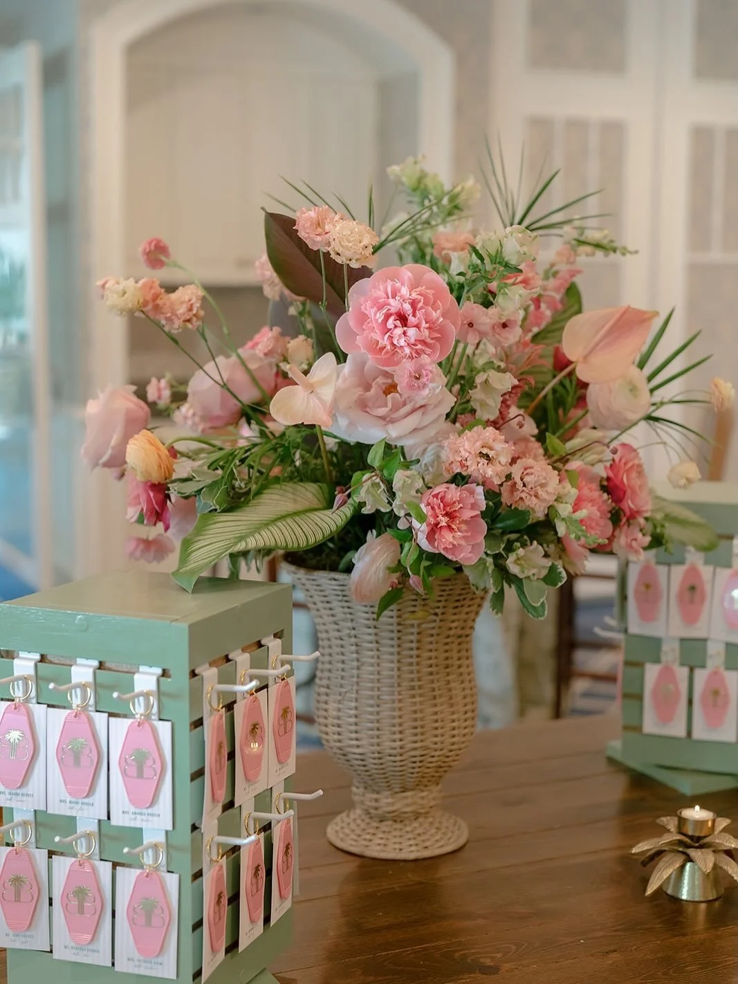 We treat escort cards as part of the design, not an add-on.

For this shower, we used hotel key tags to place each guest, pulling directly from the Beverly Hills Hotel reference and turning it into something interactive.

It&rsquo;s a small moment, b