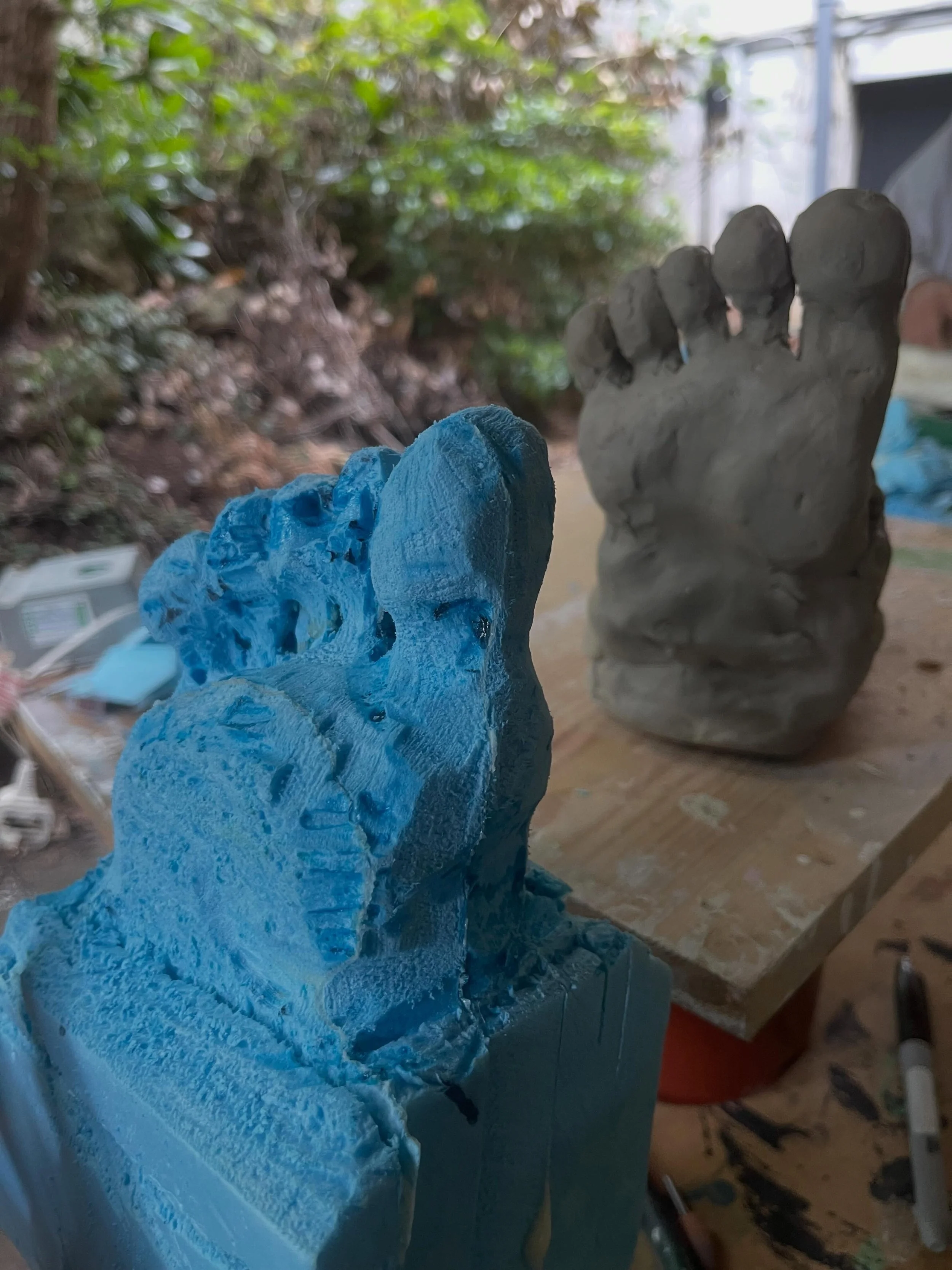 On a bloody brilliant sculpture for prop making course at the Bristol Old Vic theatre school @bovtsbristol this week&hellip; turns out I LOVE sculpting with clay&hellip; but sculpting foam is HARD&hellip;.
