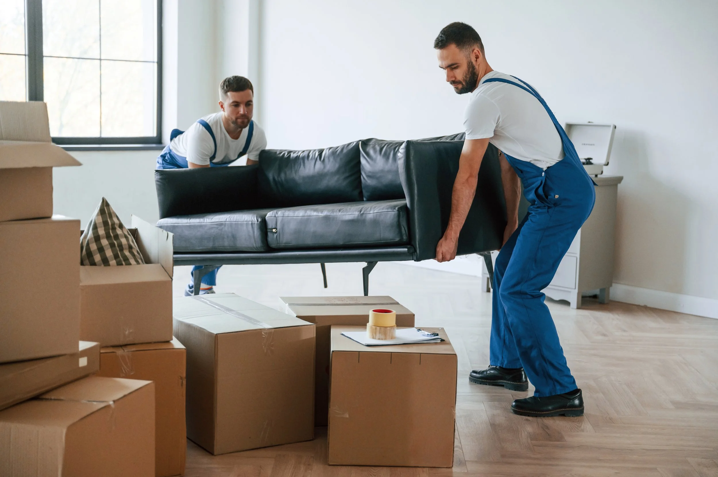 Furniture Moving in Toronto: Tips and Trusted Services