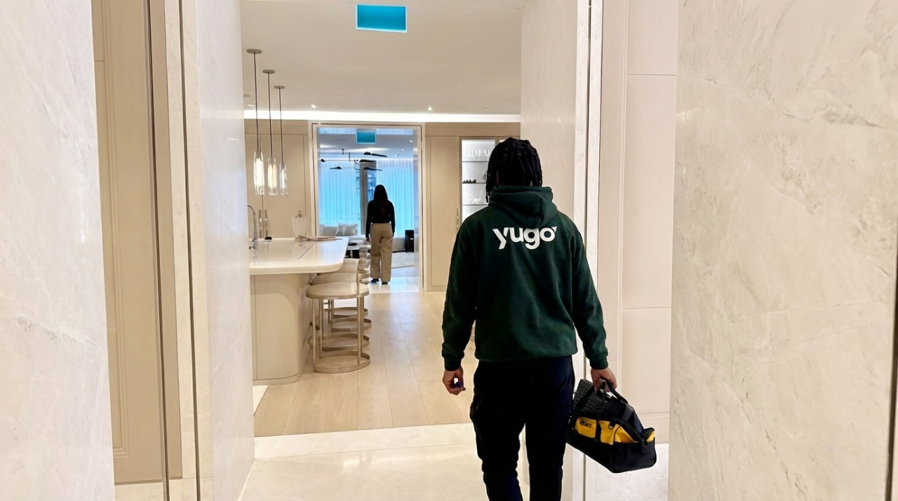 Where Do Rich People Move in Toronto? (Best Neighborhoods + Moving Costs)