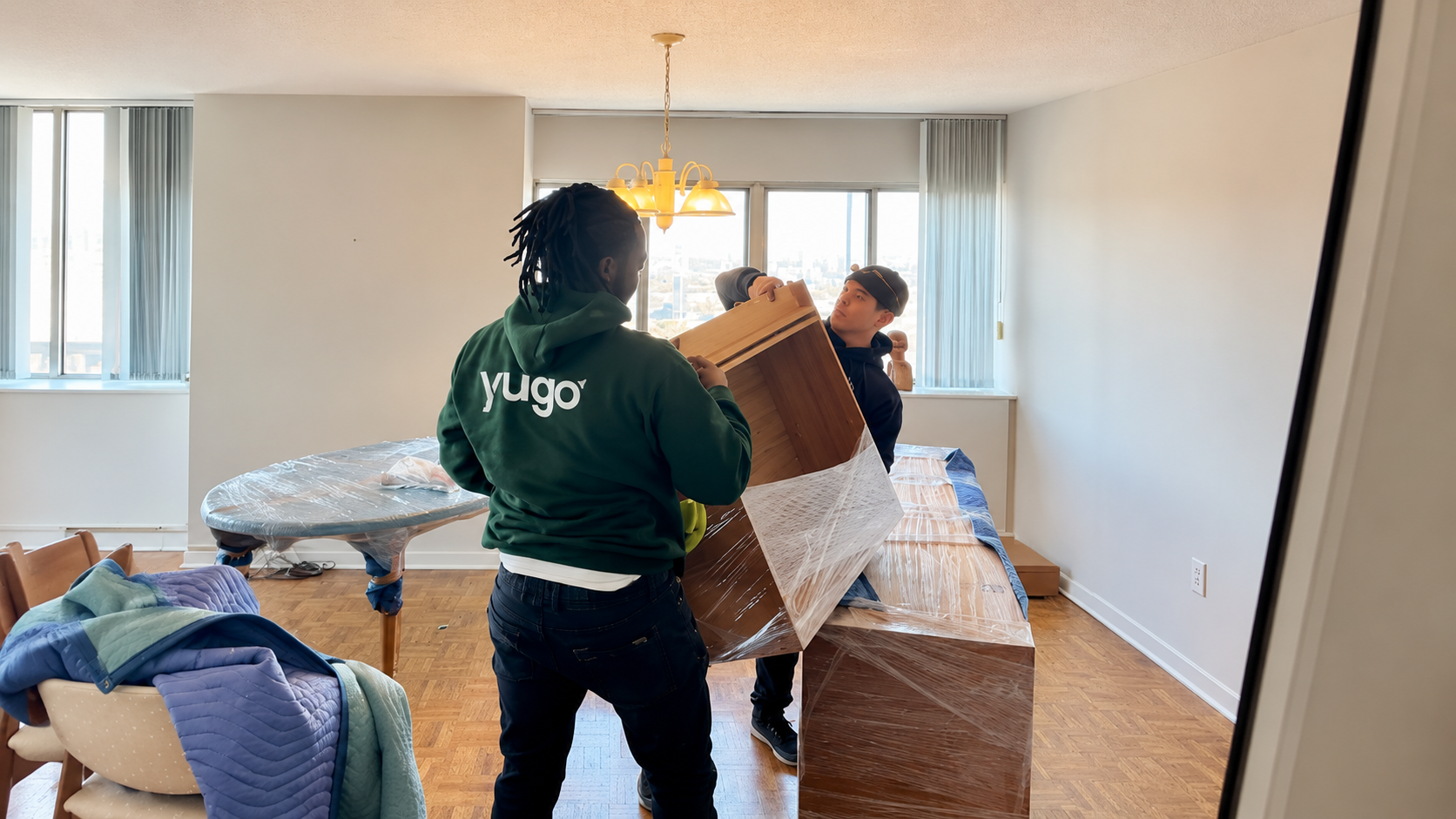 Movers Toronto: How Elevator Booking Windows Decide Your Move Date