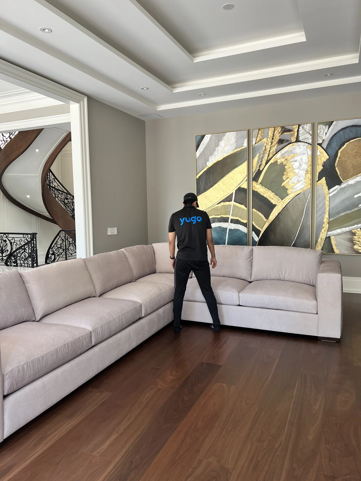 Home Delivery HelloYugo