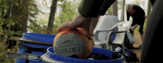 Currents of Connection