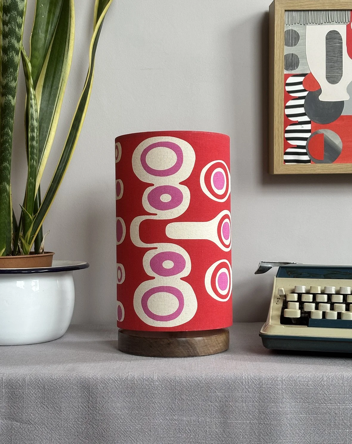 red.pink retro.jpg