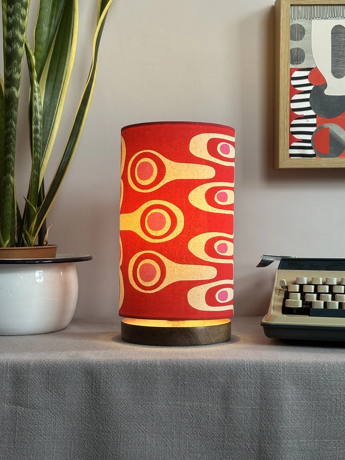 Red and Pink table lamp