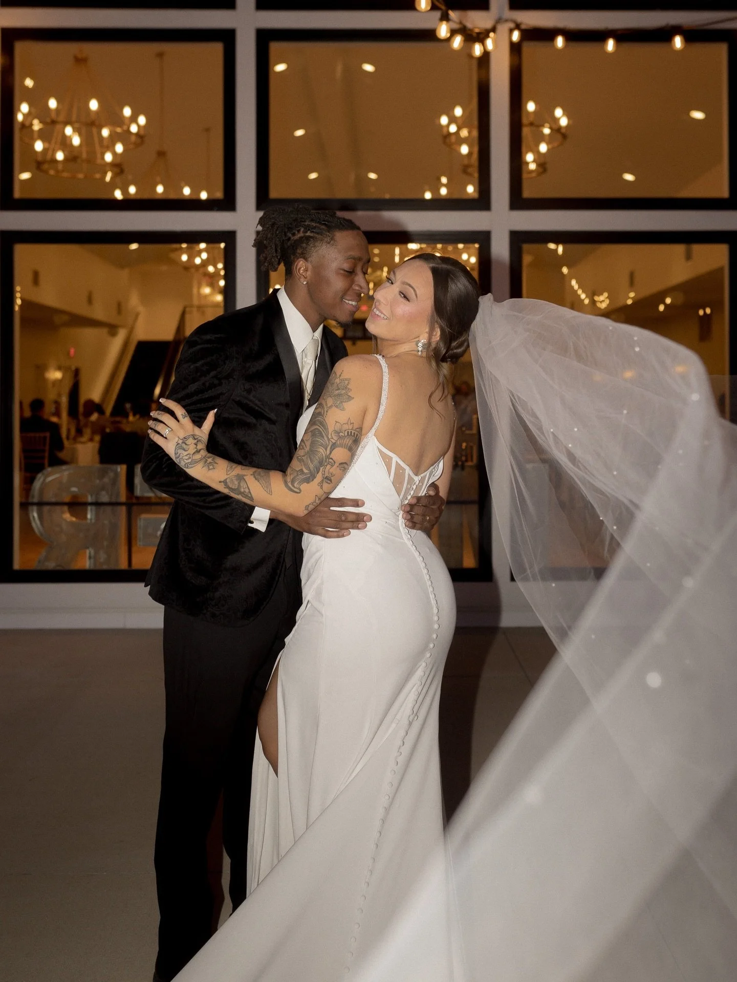 End of the night photos are giving paparazzi ✨ I&rsquo;m forever obsessed with you two @vanessas_mess @_zaythov may you both be blessed and have the time of your lives always ♾️ 

Venue @theeloiseevents
Wedding dress @tietheknotwi
Suit @dubious forma