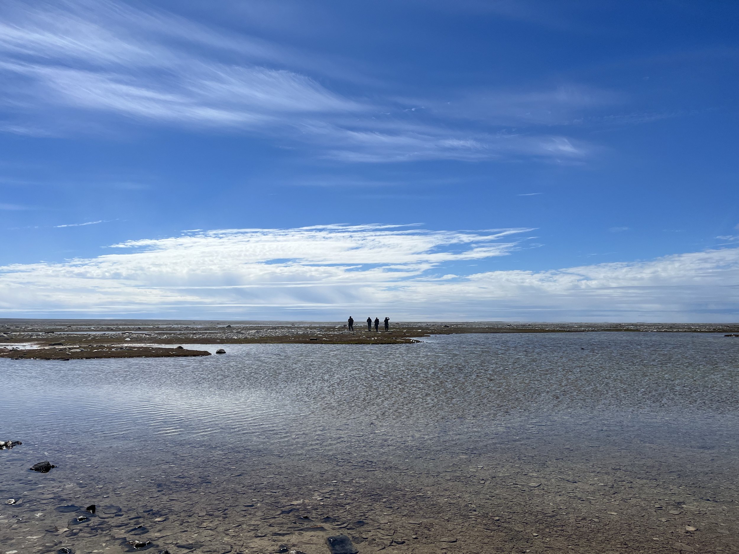2024 research team conducting field work in Nunavut