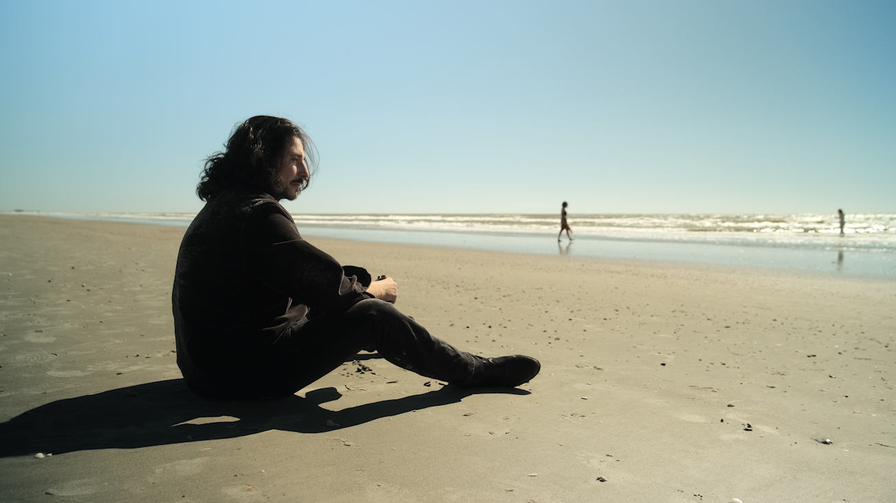 Aaron Beach.png