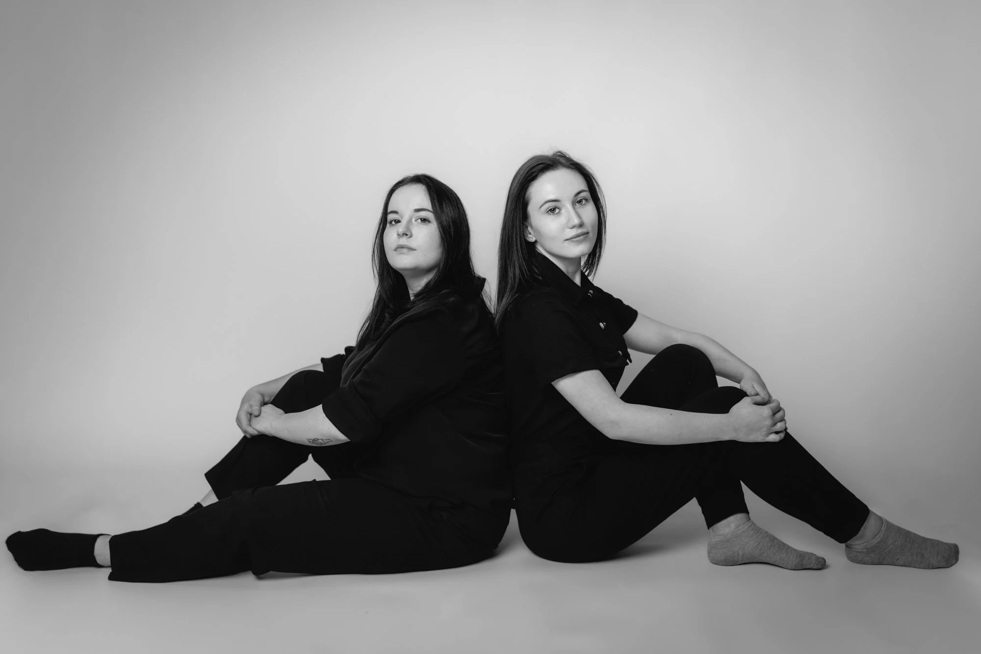 Vzpomínky, ke kterým se budete rádi vracet.
Svatební, rodinné a párové focení v přátelské atmosféře.
Bez křečí, bez póz, s opravdovými emocemi.