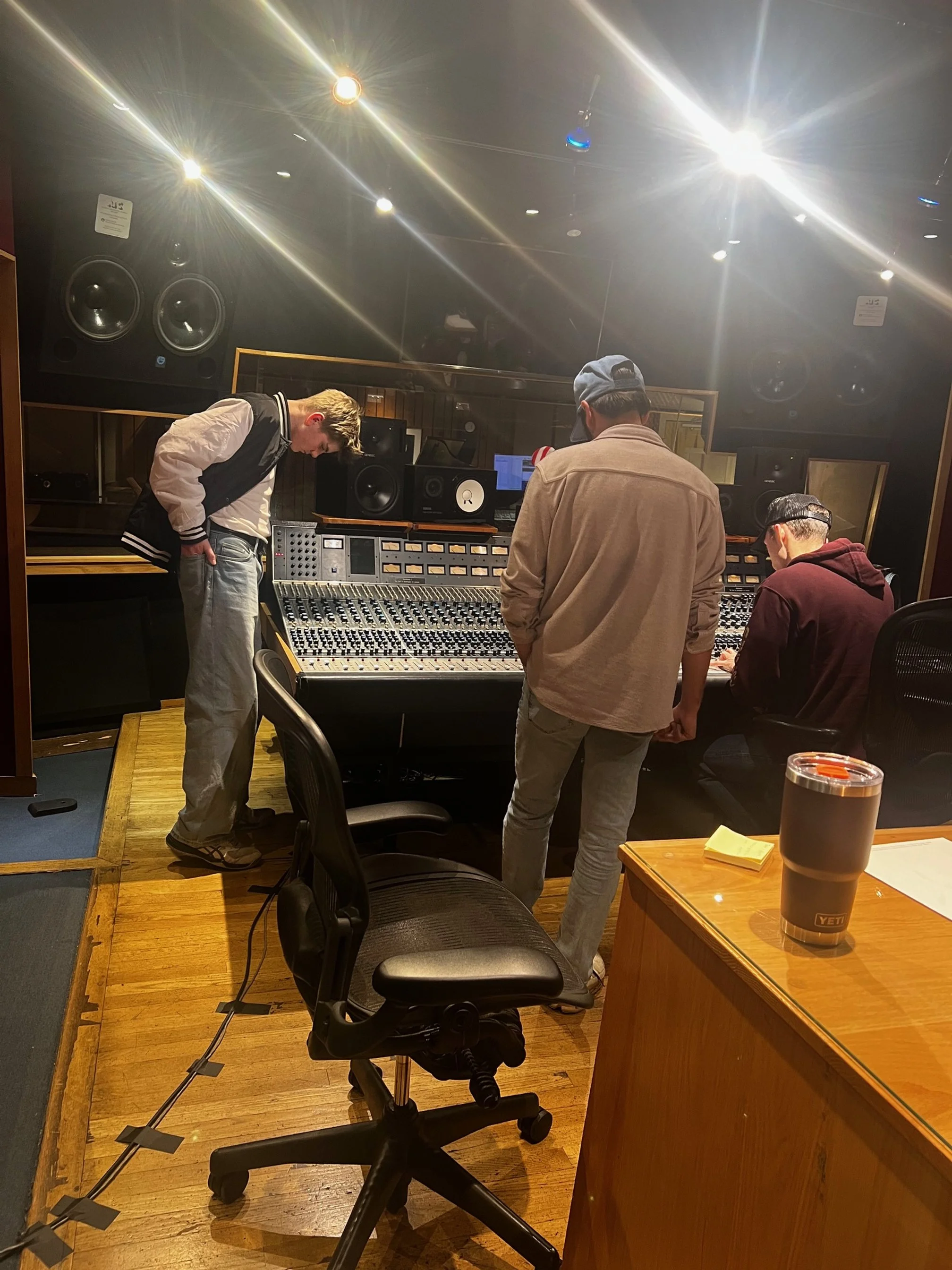 Miles BB studio aux.jpg