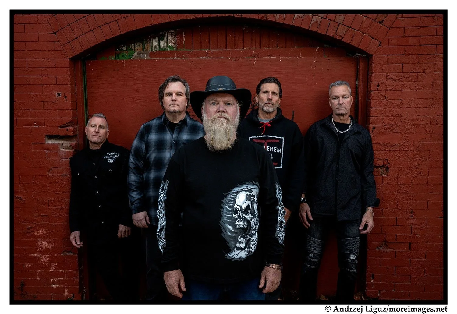 Who On Earth by Andrzej Liguz