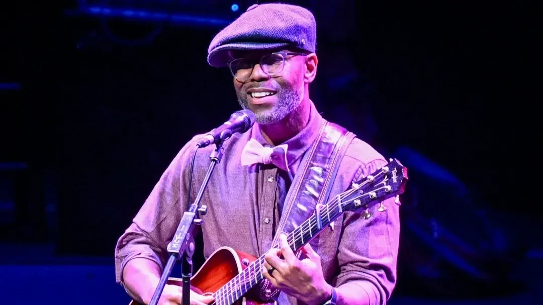Jeiris Cook Pleads To ‘Unbreak My Heart’