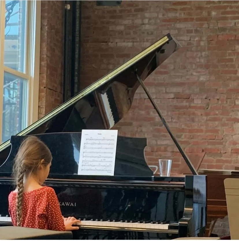 Remarkable Fifth-Grade Jazz Pianist, Giz Mutlu, Baffles Science