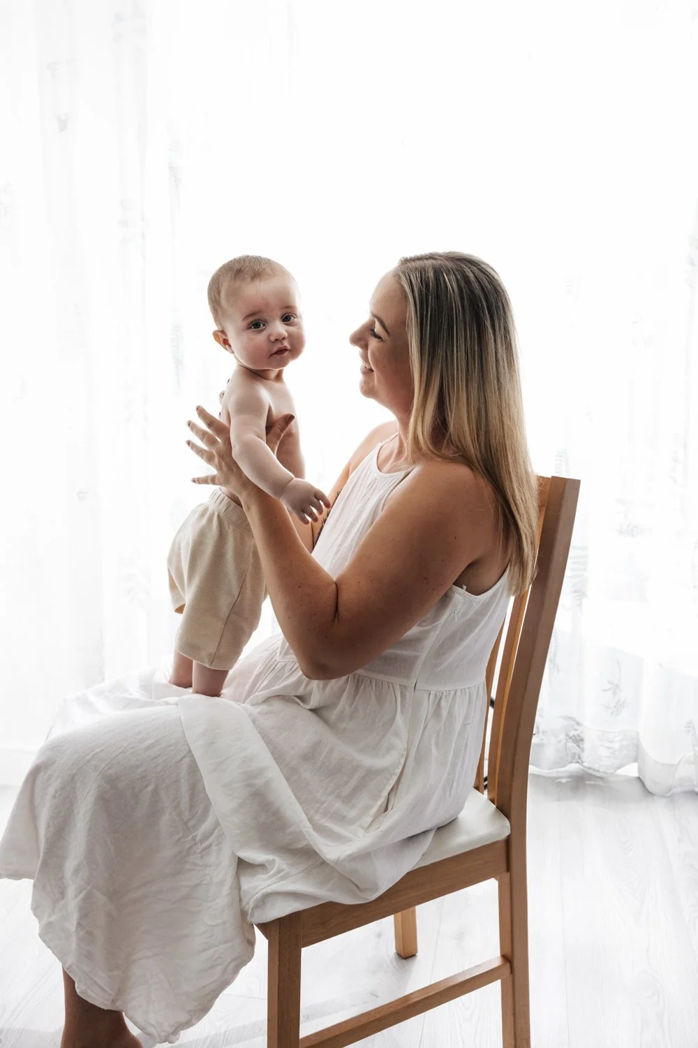 family newborn motherhood photographer near me in plymouth devon