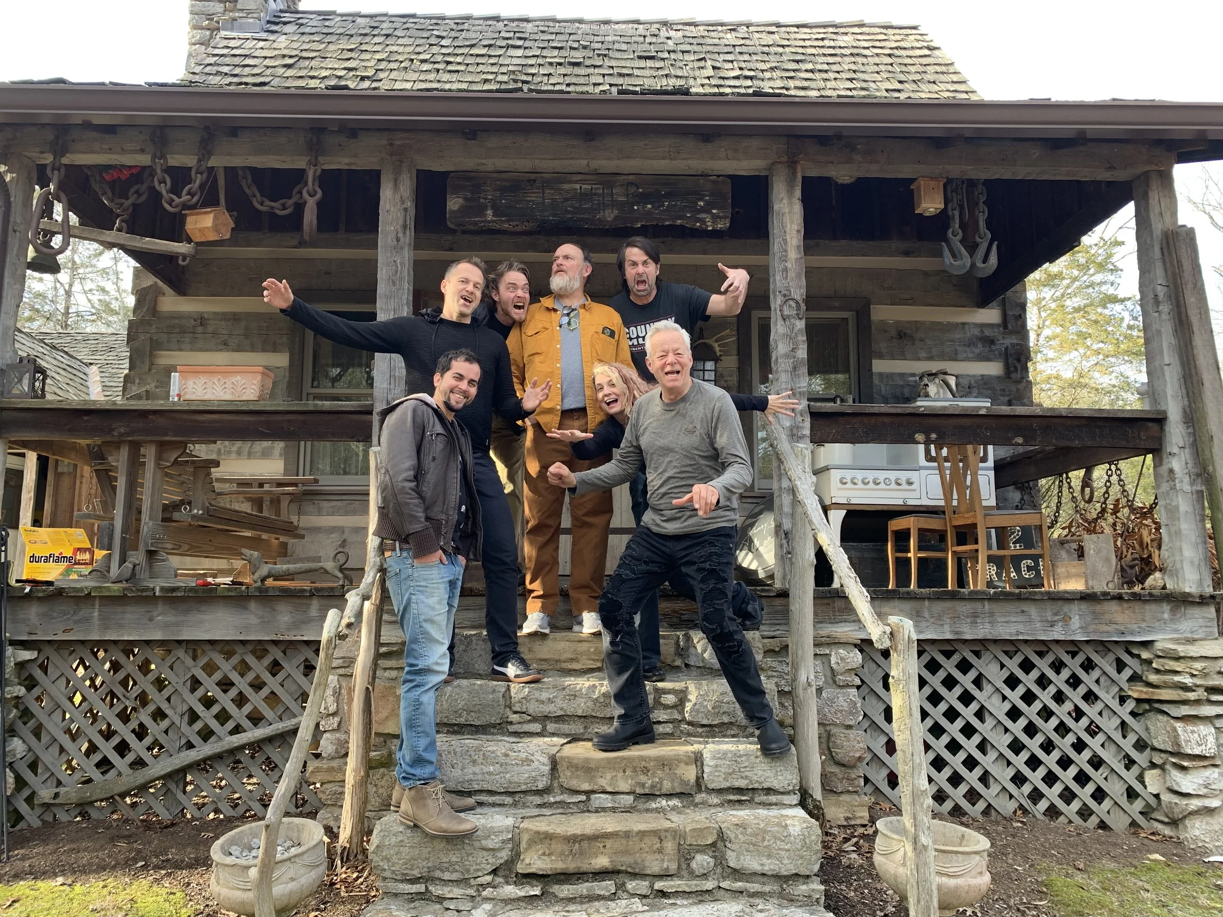 bandcashtommycabin.jpg
