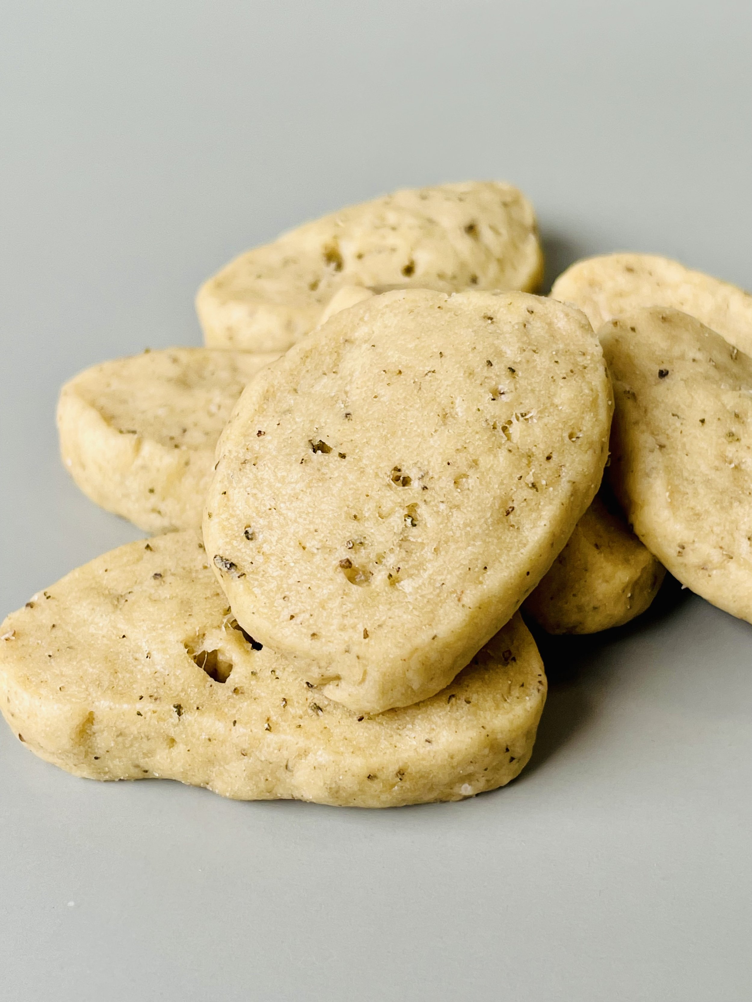 Rosemary & Salt Freselles_freselles sample_closeup.jpeg