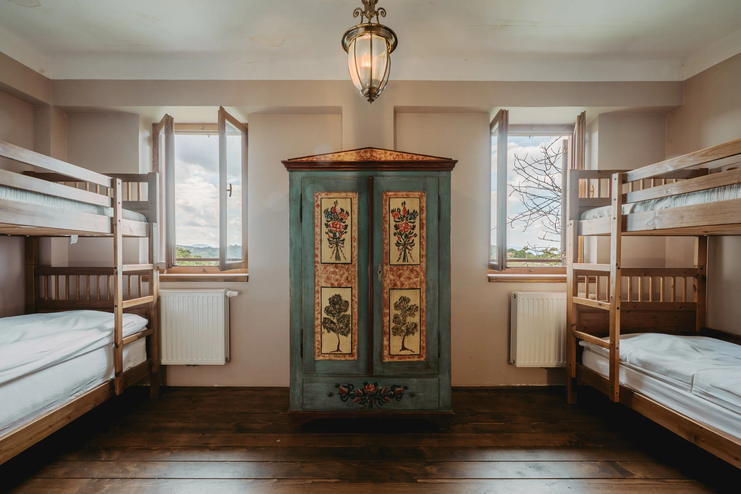 Bedroom 4.jpg