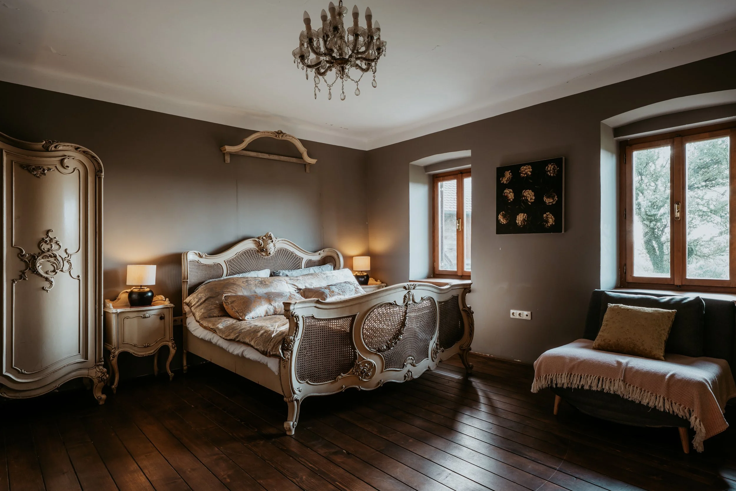 Master Bedroom NE.jpg