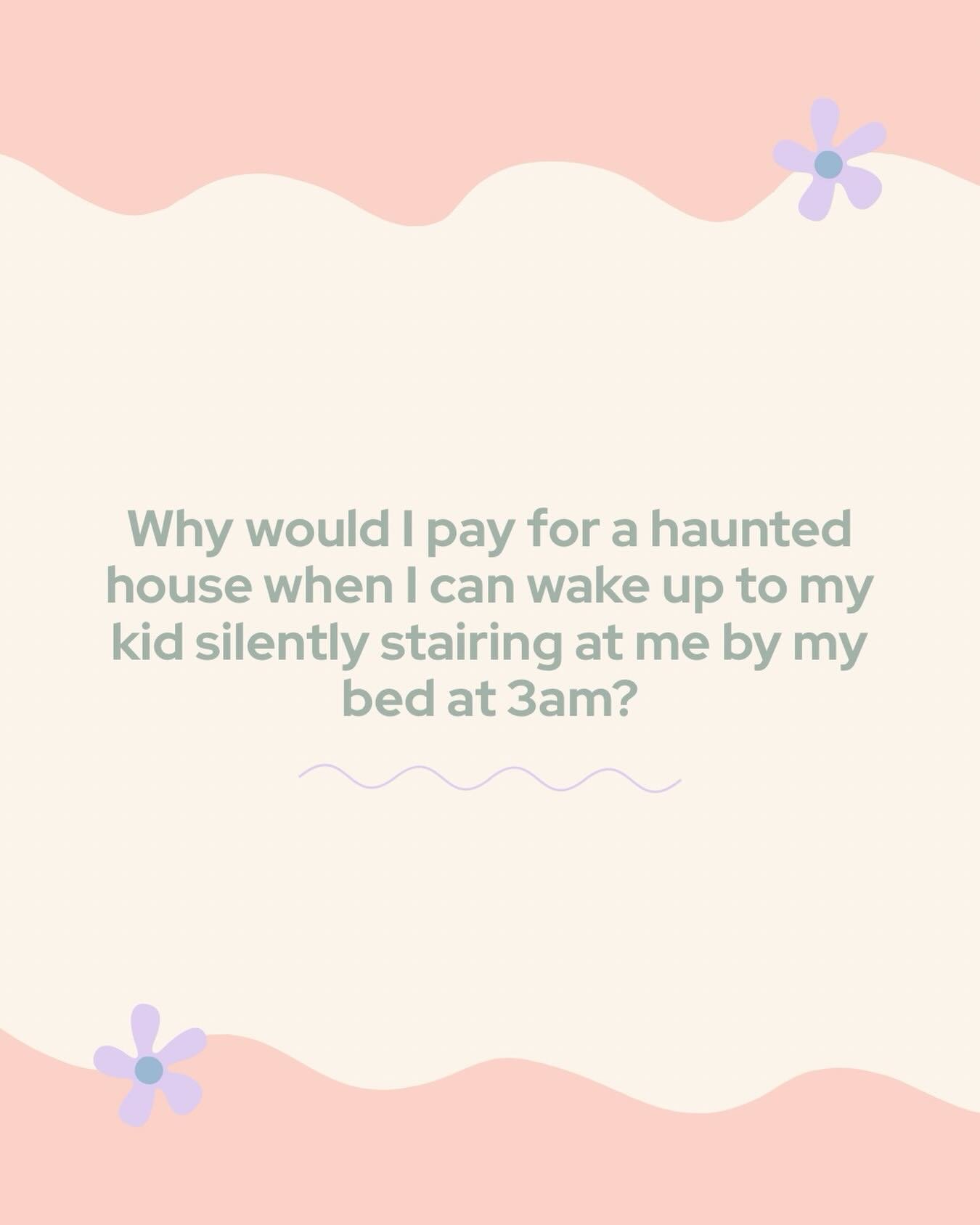 Hands up if you have little creepers by your bed at all hours 👋 This is honestly enough to send me into a cardiac arrest.