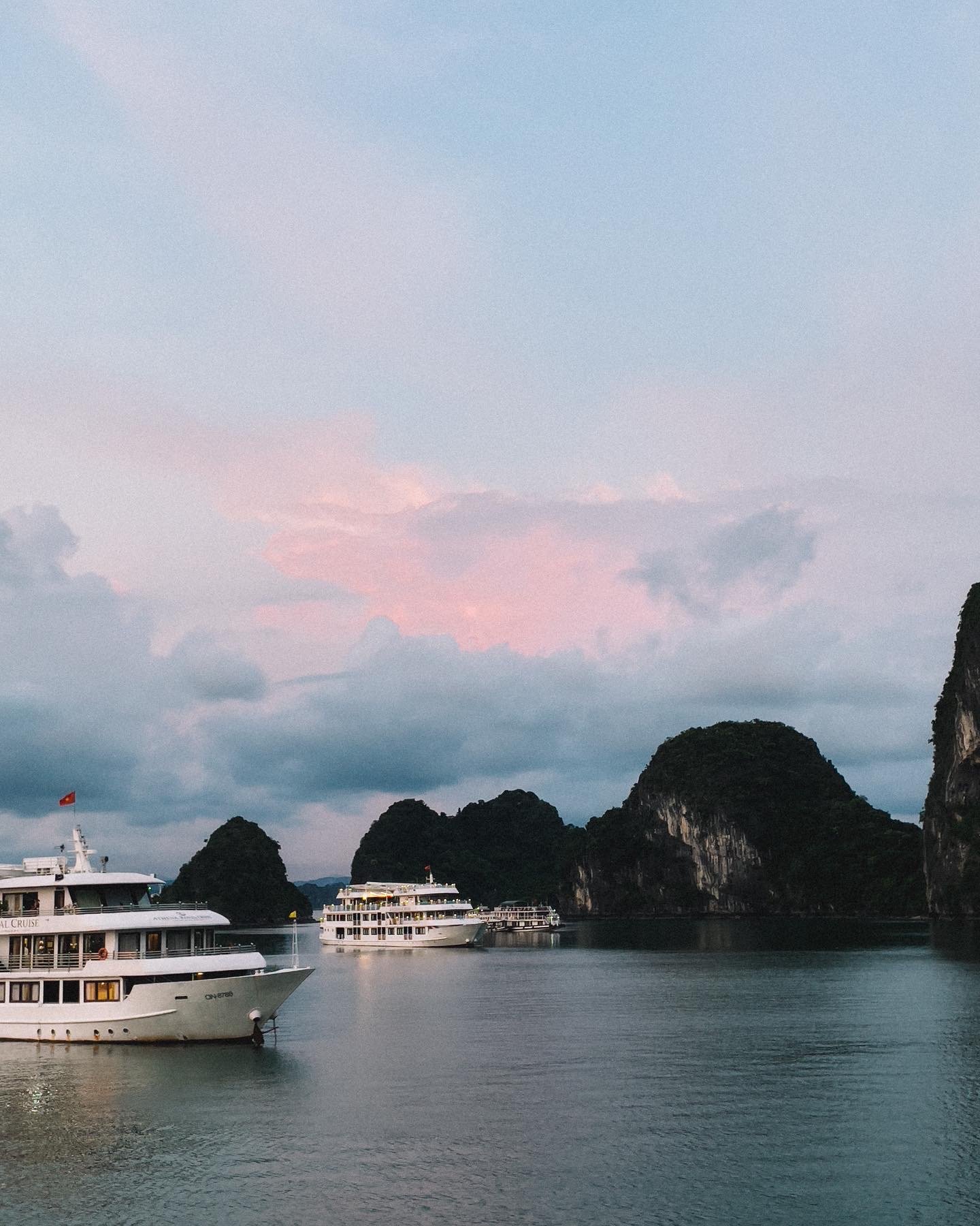 How to visit Halong Bay 