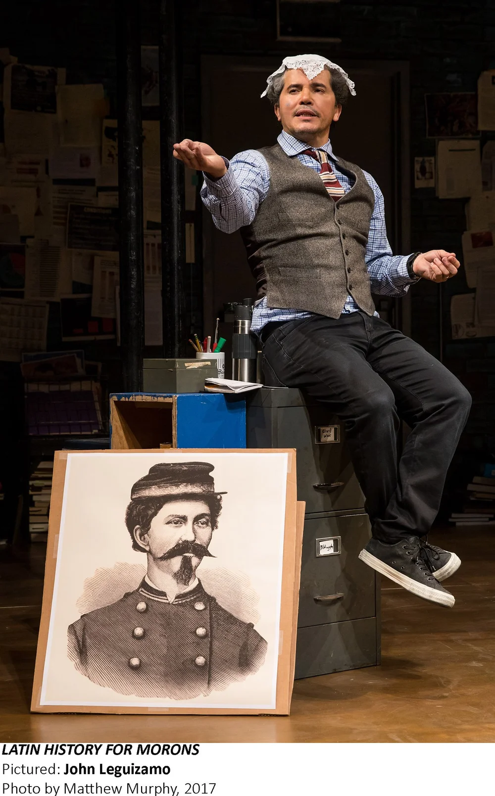 0256_John-Leguizamo-in-LATIN-HISTORY-FOR-MORONS-Photo-by-Matthew-Murphy-2017.jpeg