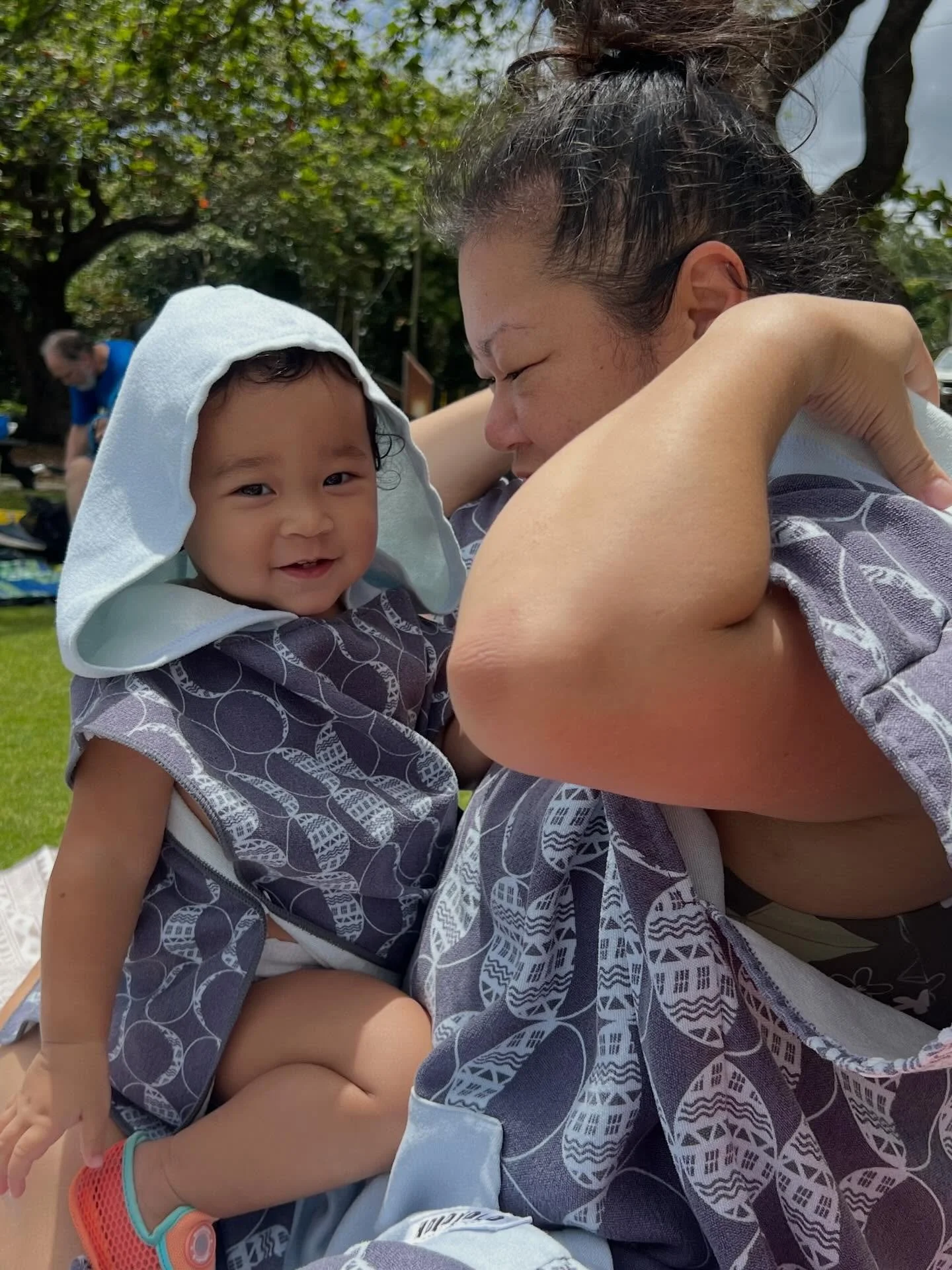 Cuteness overload! ☀️🌊🏝️