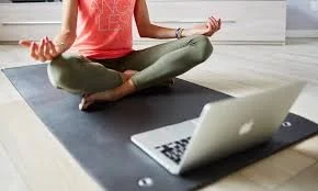 Word cloud with terms related to education, coaching, leadership, motivation, and positive life concepts.