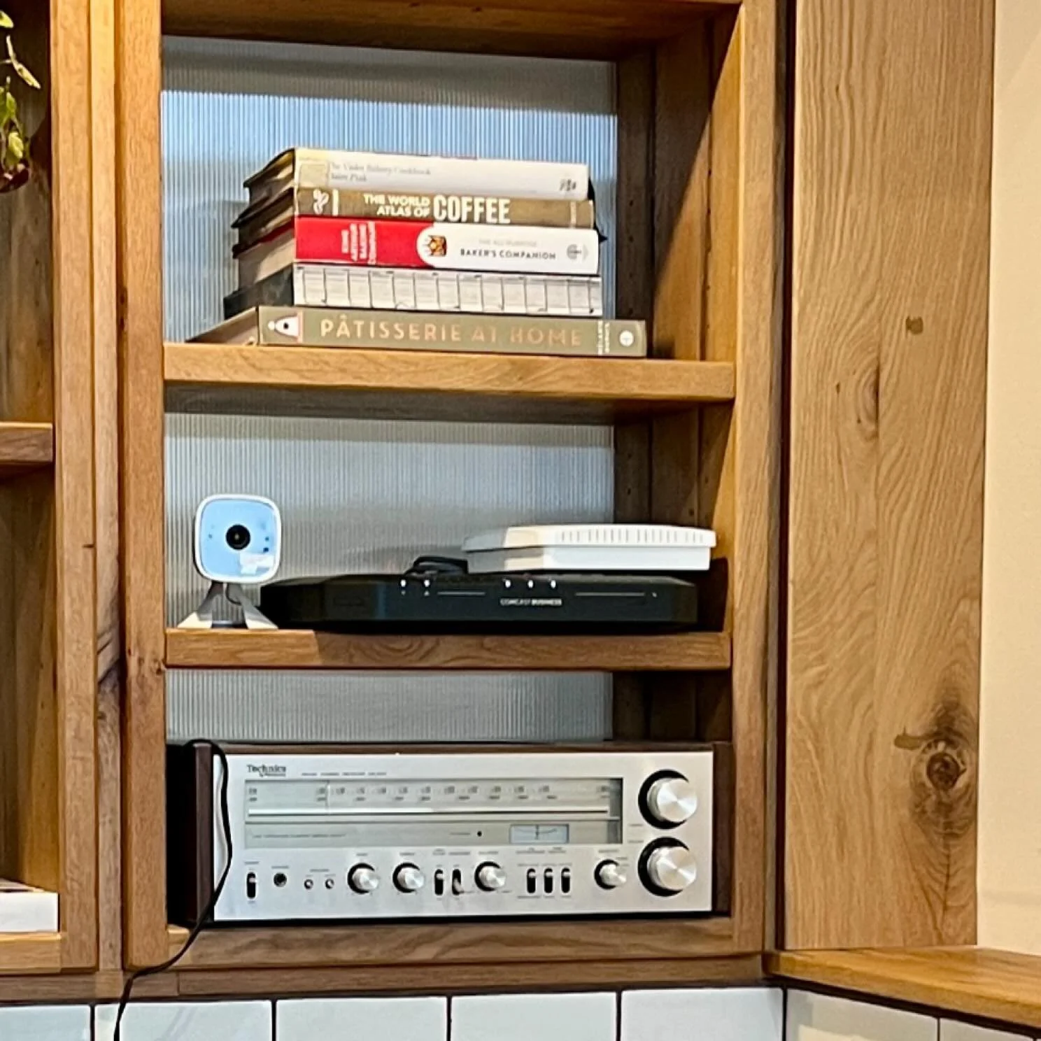 Always fun when one of your own shows up in the wild. Nestled between vintage stereo gear and stacks of coffee books, our CBR2 is doing its thing quietly in the corner of a local spot. This is how broadband should look, uncomplicated, useful, and not