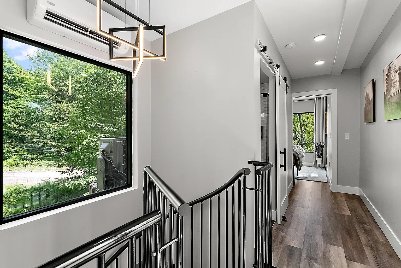 fdcde7c5cd8b3d21576f85a63024b3fd-uncropped_scaled_within_1536_1152 (1).webp