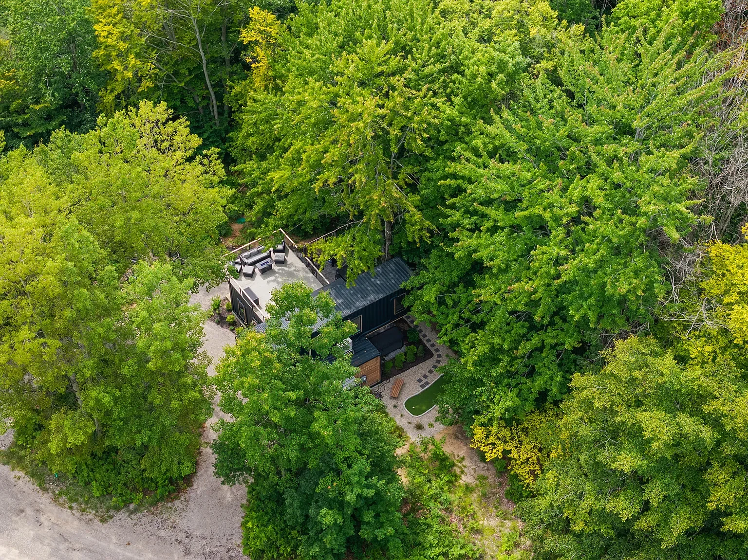 0c08faef51326de848be10257fd01413-uncropped_scaled_within_1536_1152 (1).webp