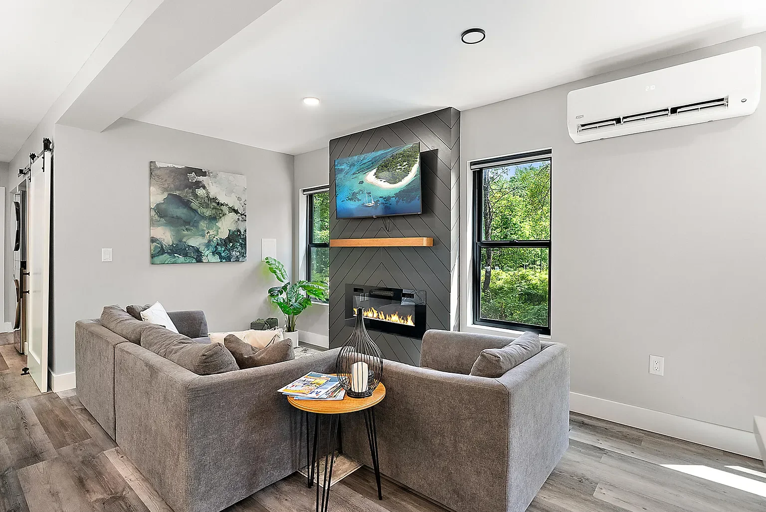 da7b95b5047c4213bb142bb42972373a-uncropped_scaled_within_1536_1152 (1).webp