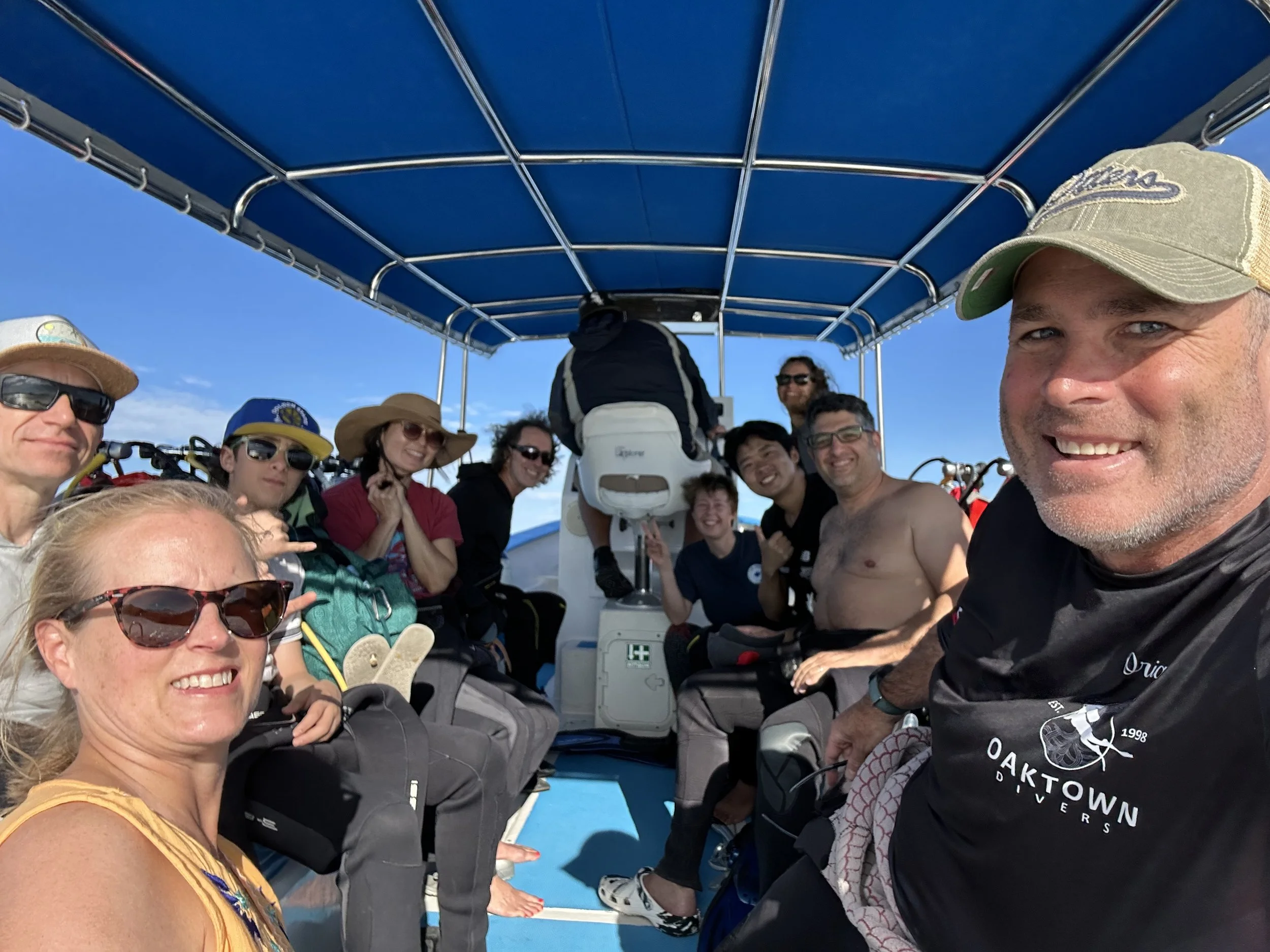 Dive group in La Paz, Mexico experiencing amazing Baja diving.