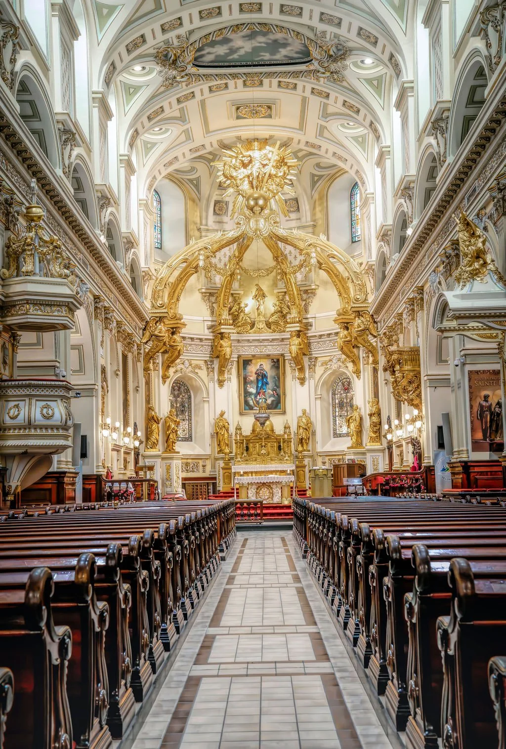 NOTRE DAME DE QUEBEC CATHEDRAL BASILICA