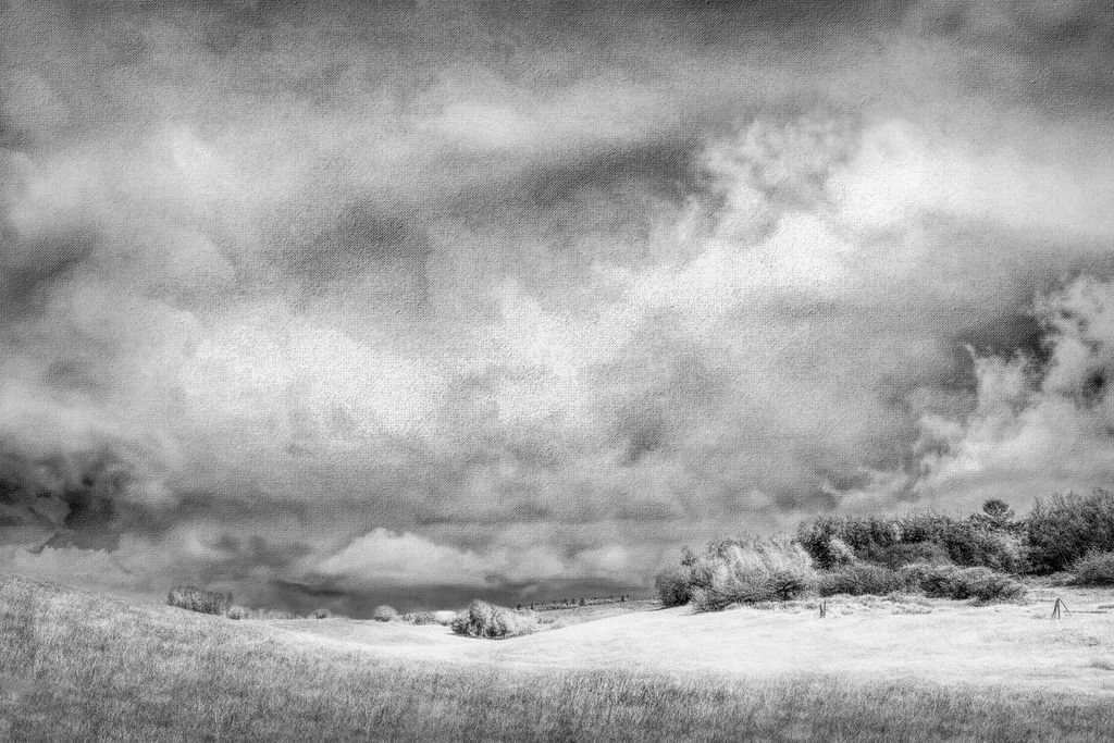 beautiful-rural-wyoming-landscap-16-9ratio.BLACK&WHITEcopy2.jpg