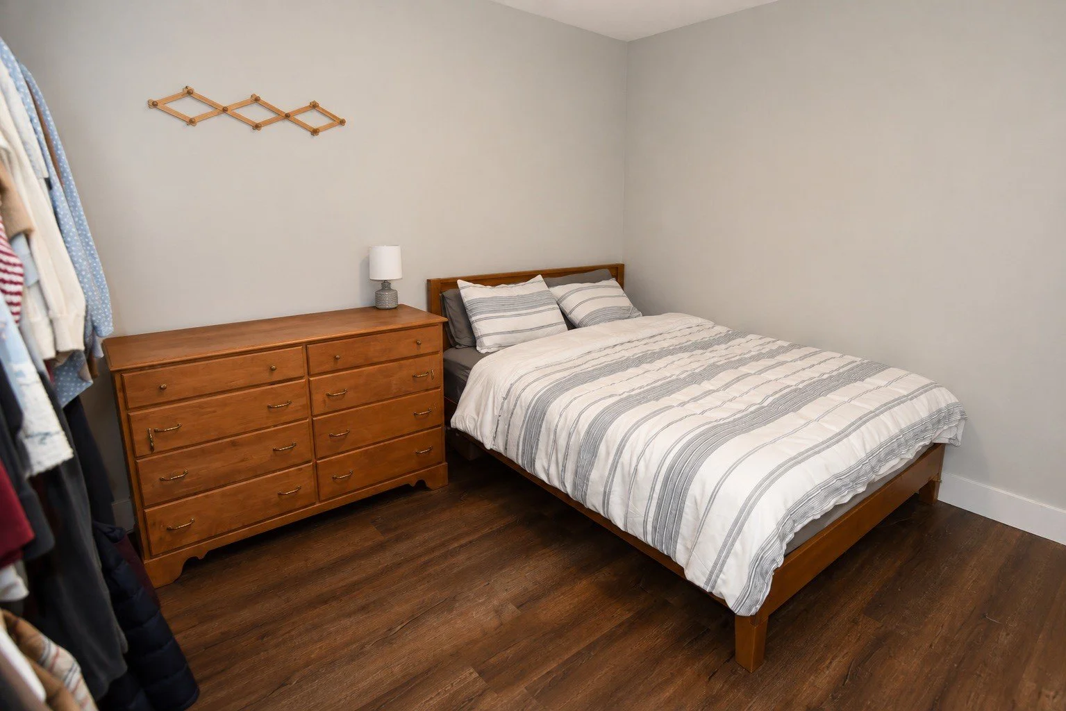 14 Bedroom 3.jpg