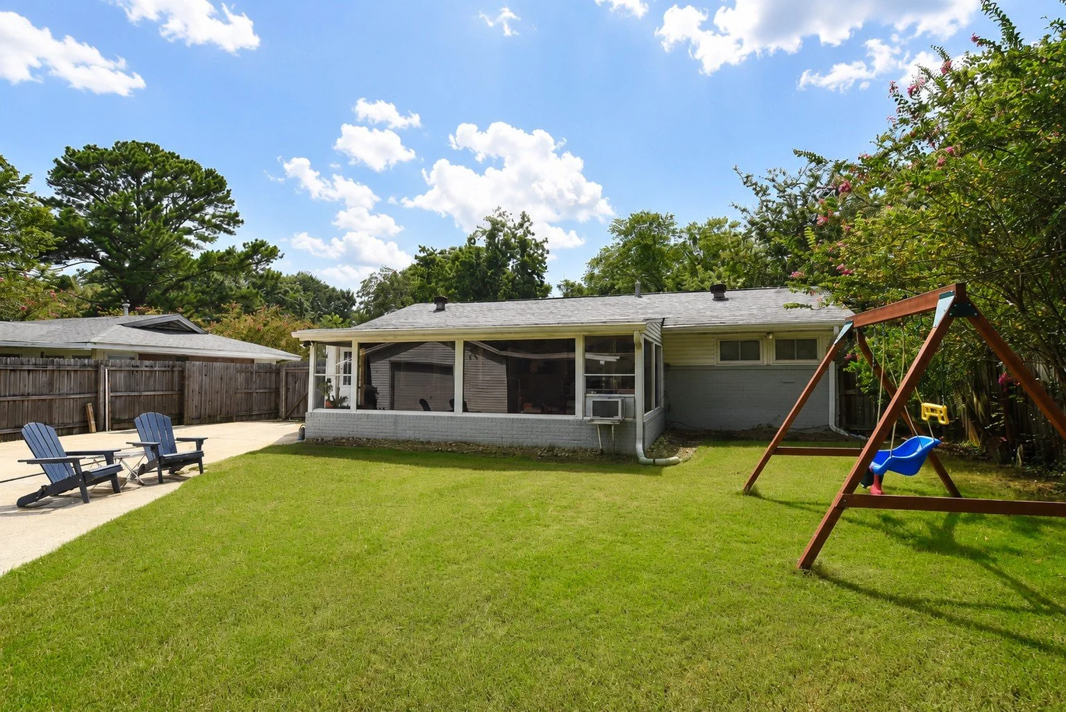 25 Backyard.jpg