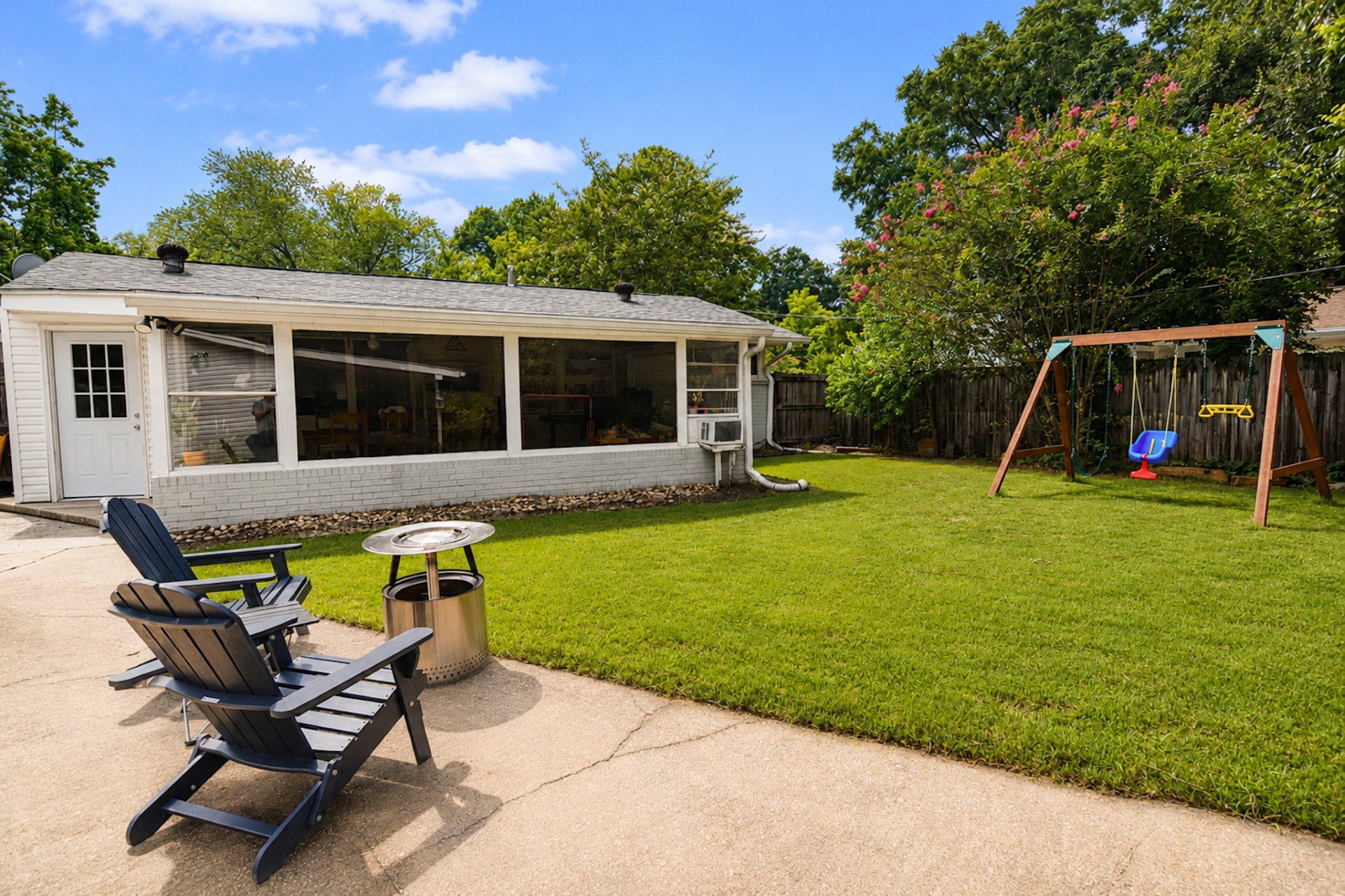 21 Backyard.jpg