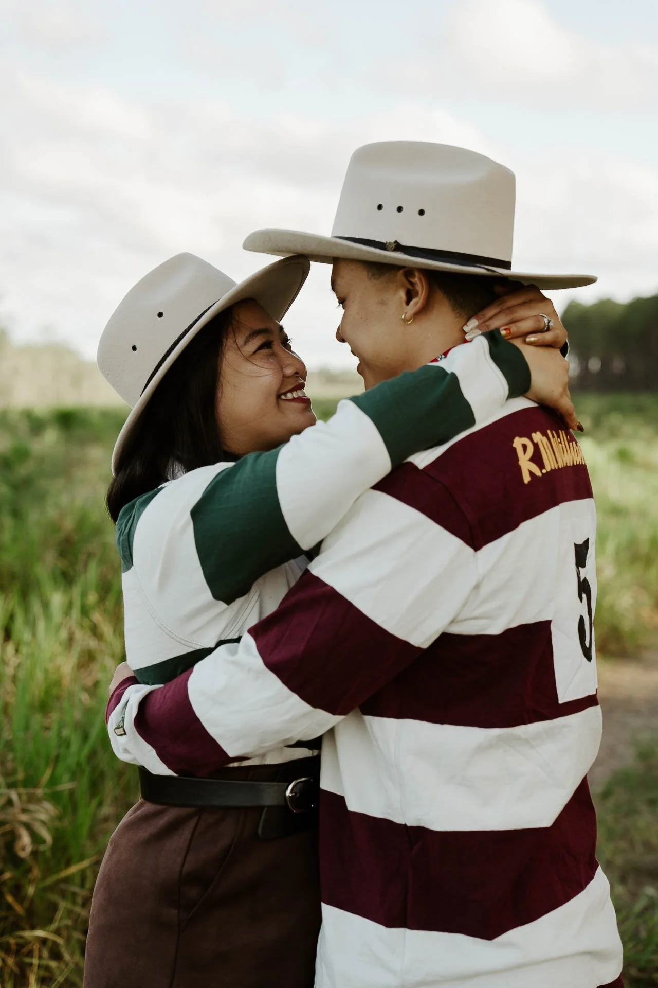 brisbane-forrest-engagement-photos-glasshouse-mountains-10.jpg