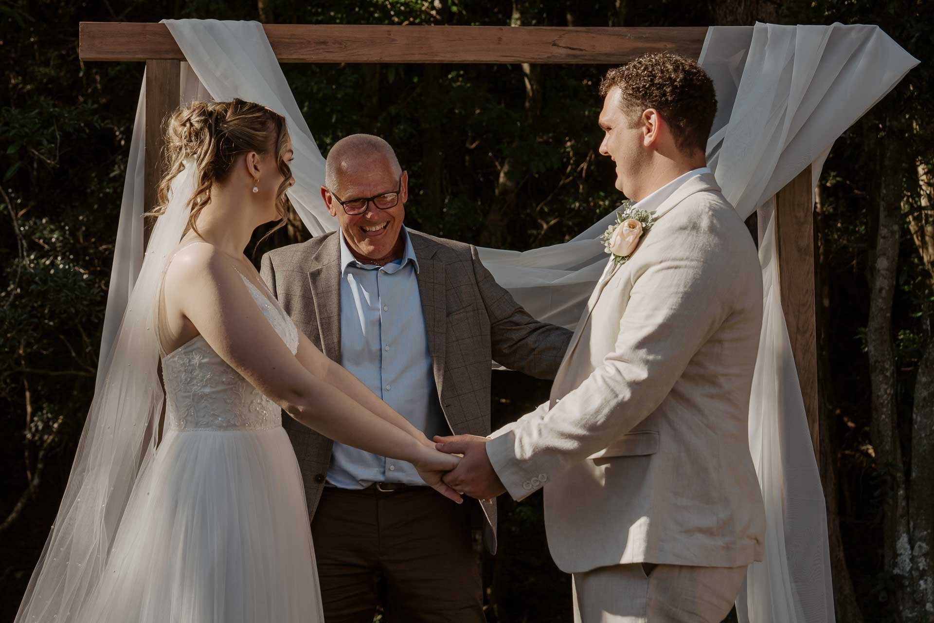 Brisbane-wedding-photographer-15.jpg