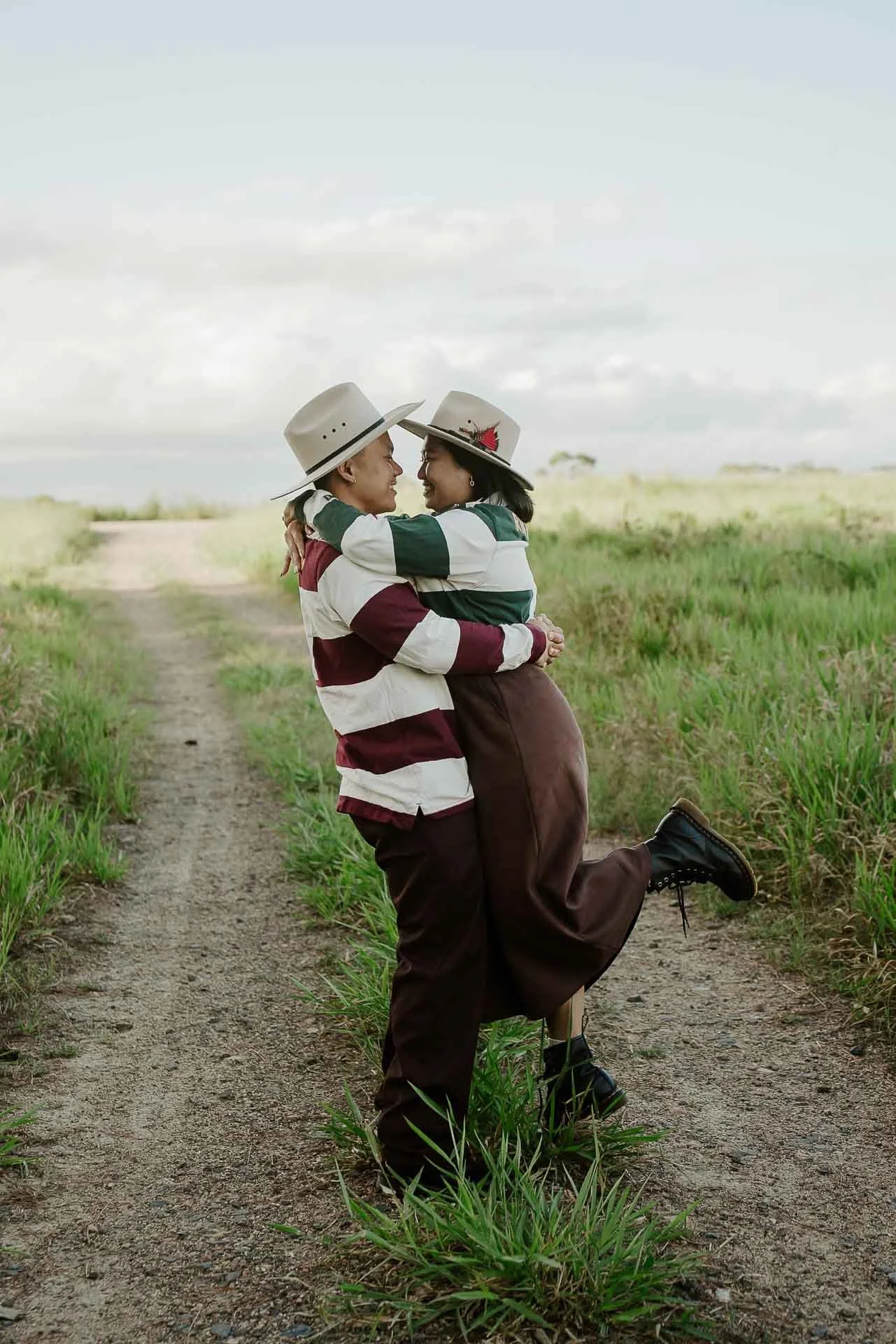 brisbane-forrest-engagement-photos-glasshouse-mountains-4.jpg