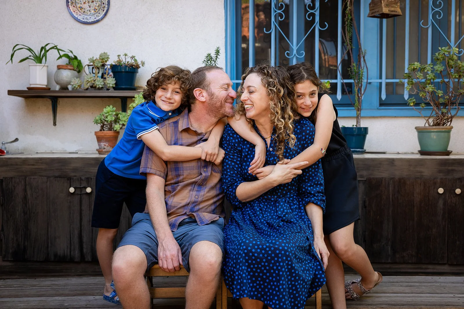 What to Wear for Family Photos in Los Angeles - By Nick Renaud Photography