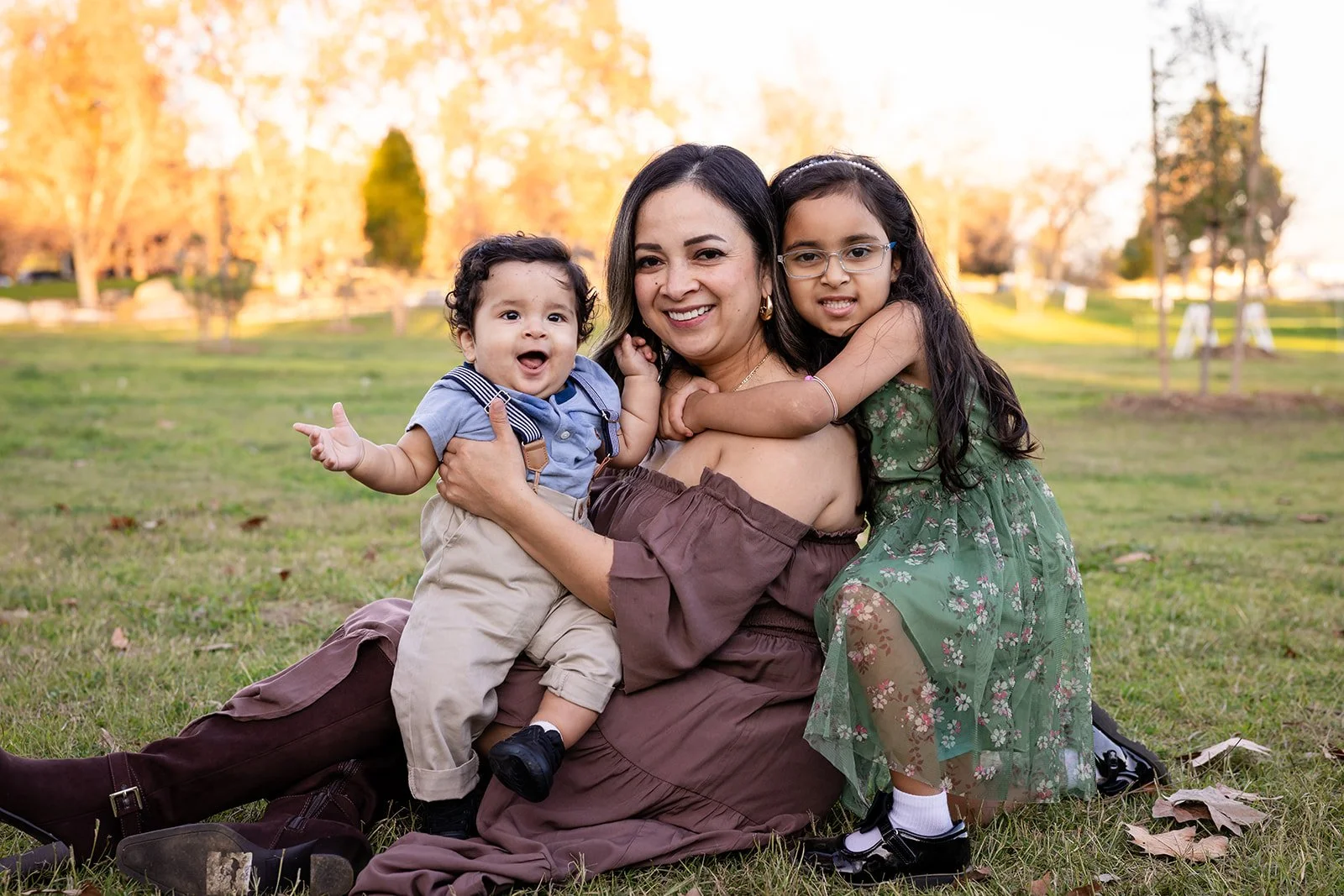 Stop Posing. Start Moving. This Is How Great Family Photos Actually Happen