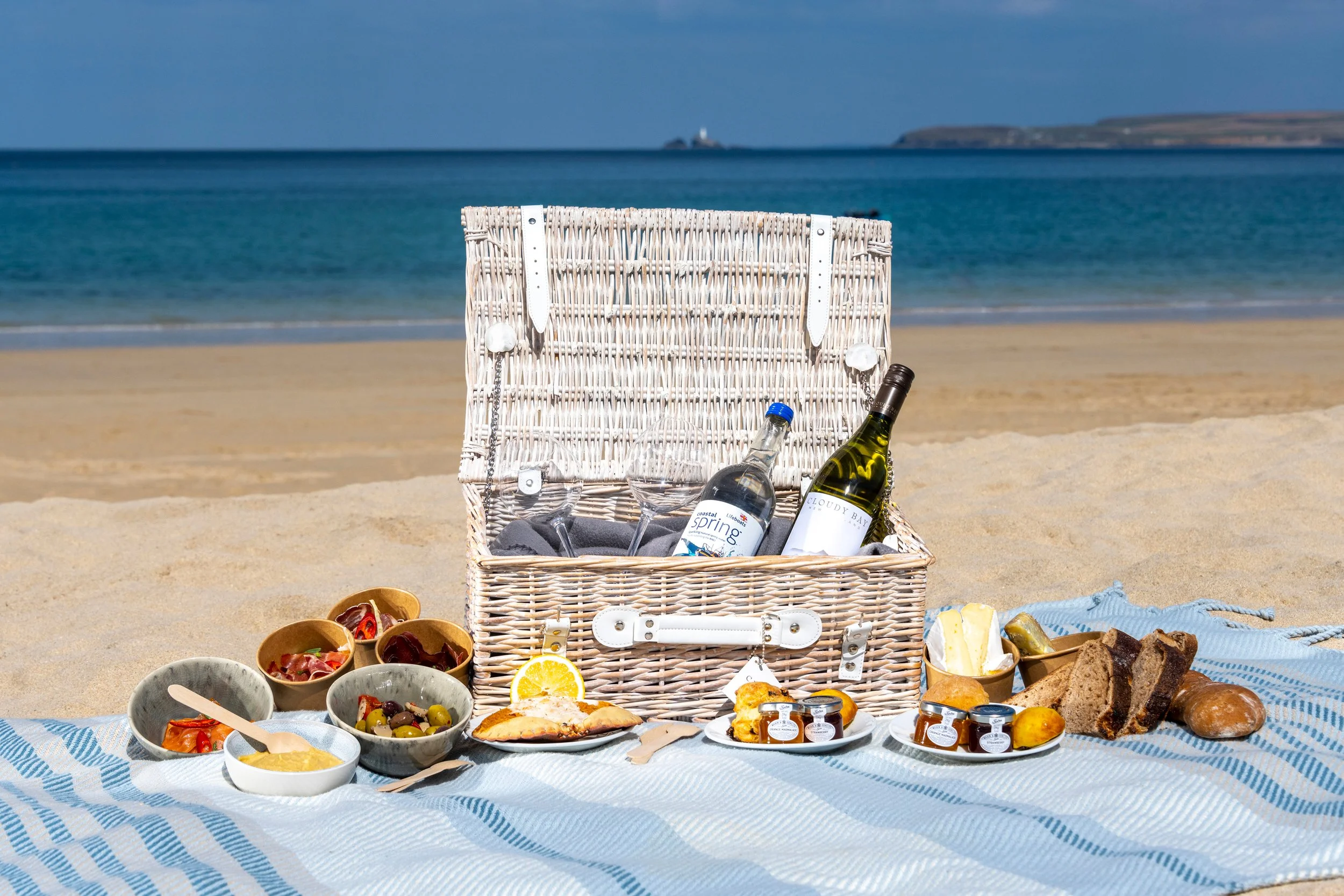 Picnic-Hamper-010.jpg