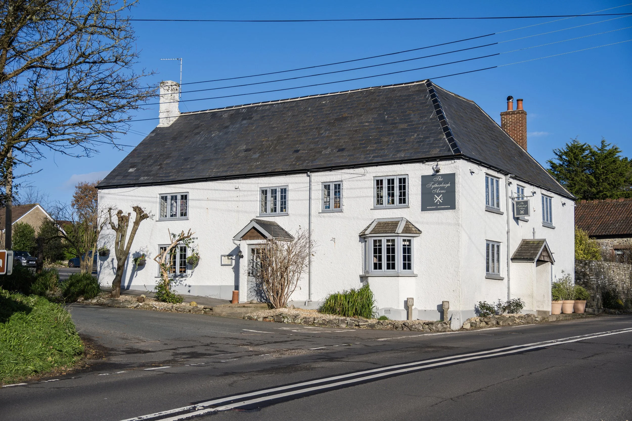 tytherleigharms-outside-006-Medium.jpg