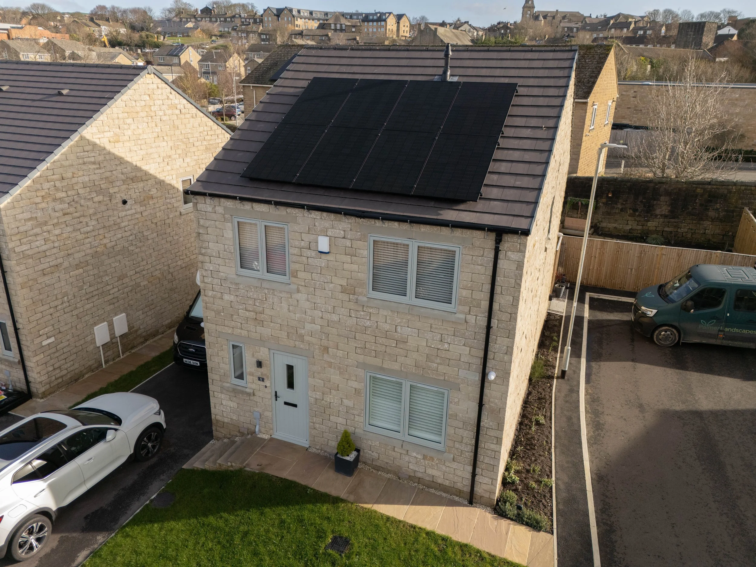 Yeadon - Solar PV & Battery Storage