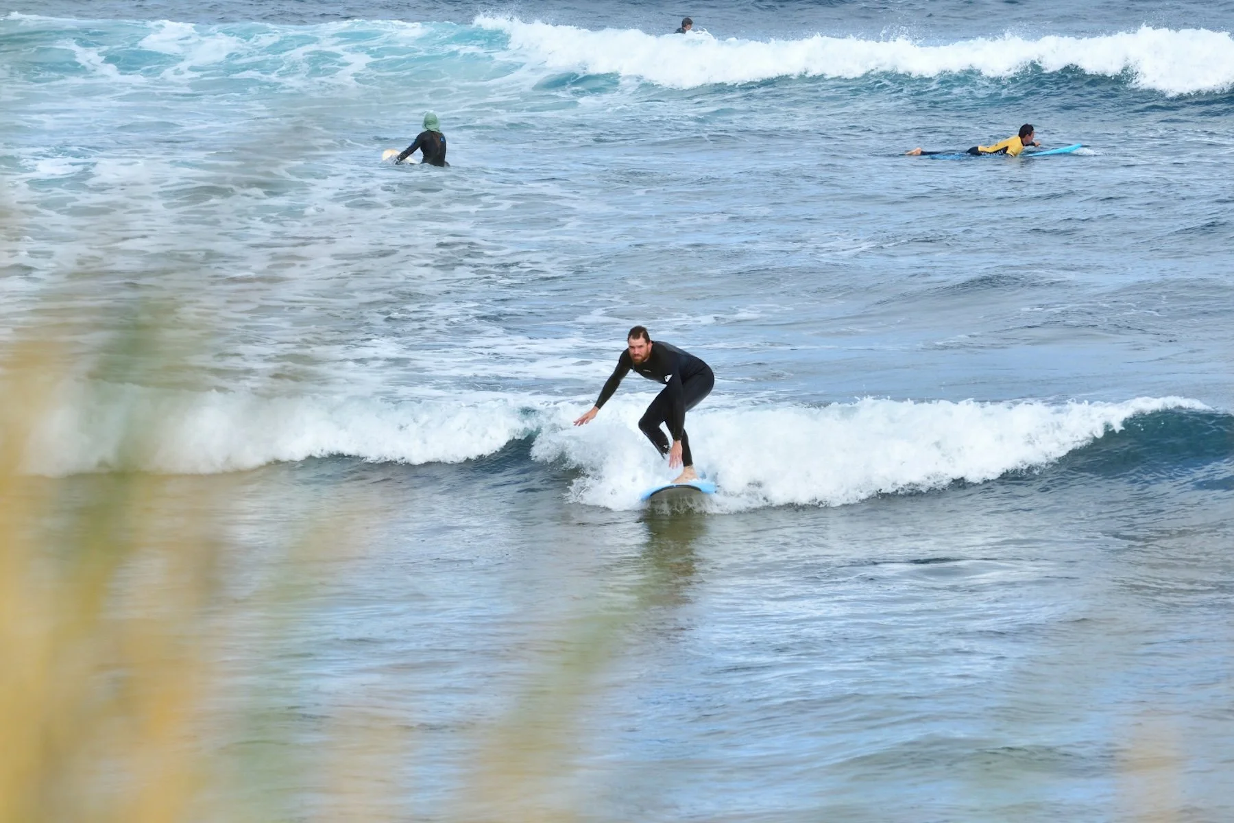First time surfer showing that our coaching is the best in the business