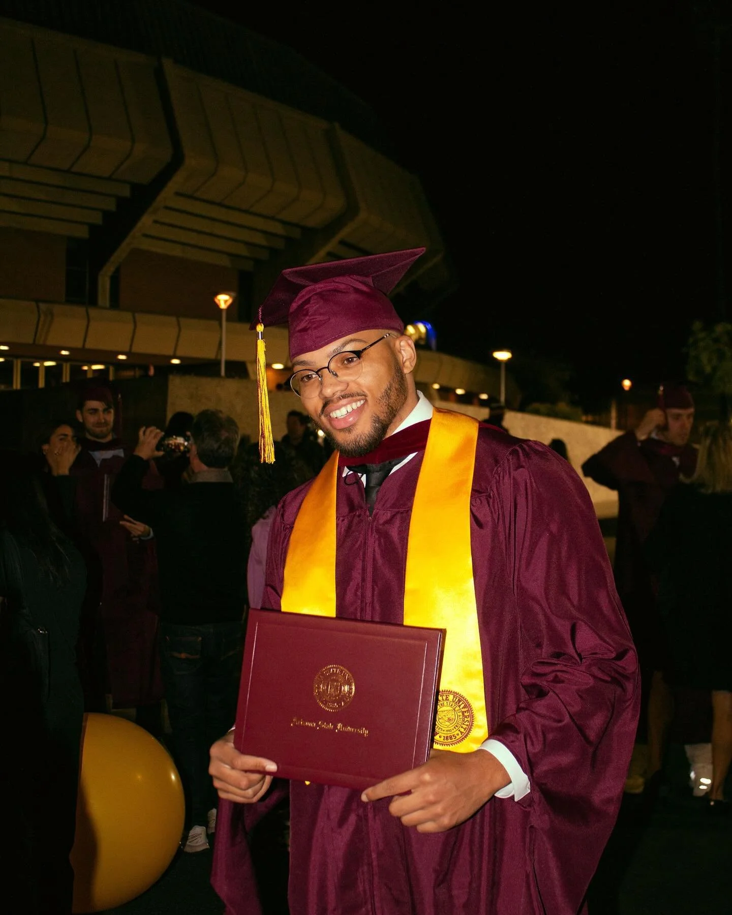 🎓🎓🎓: &ldquo;its joe&rdquo; - @marco_radice 

Graduated with a master&rsquo;s in sports journalism!! Took a risk moving across the country to get a better handle on storytelling and I got that and then some. MANY things had to go right for me to be