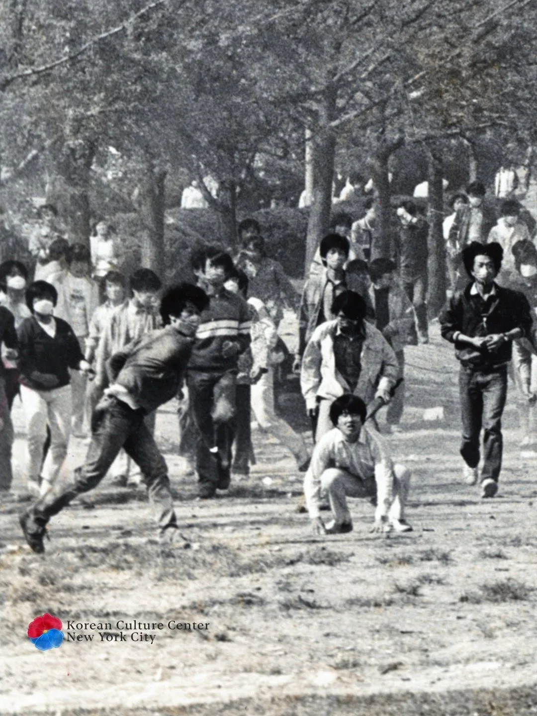 Today marks 39th anniversary of 6.10 Democratic Struggle, also known as June Uprising. We commemorate the sacrifices of many students who lost their lives protesting against dictatorship of Korea throughout the modern history of Korea. We will revisi