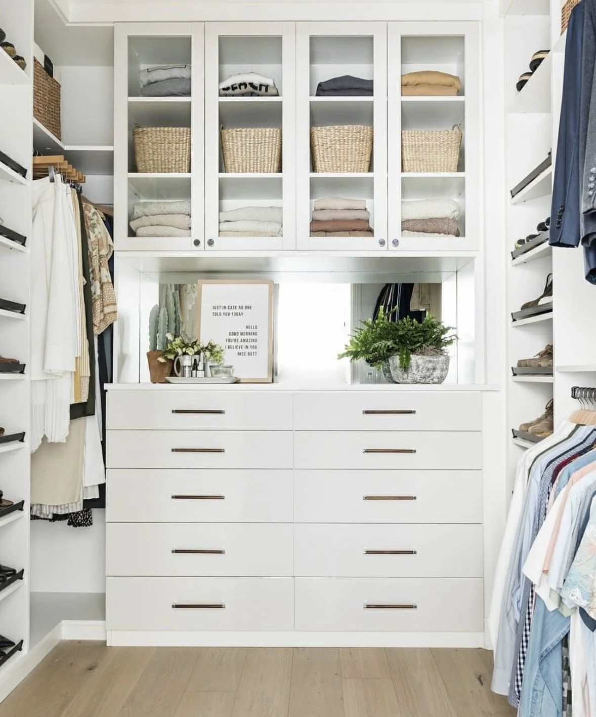 home closet organizer for expats along the lake of Zurich, Swtizerland.