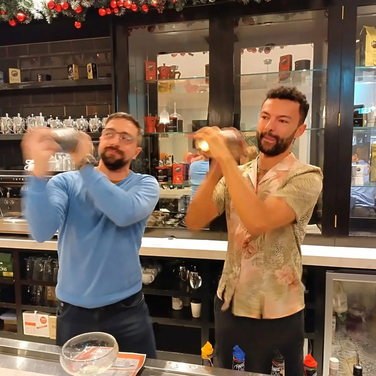 Shaken not stirred 🍸

Well done to Sa&uacute;l for organising a cocktail class as part of social events off the hills 🥳🥴